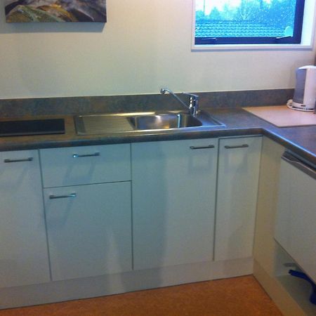 Darfield Motel Room photo