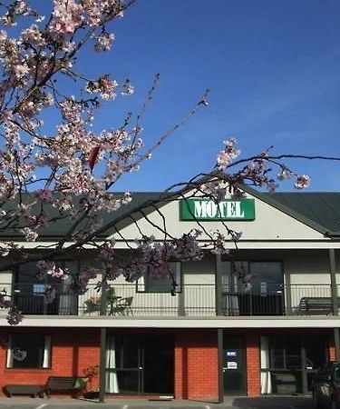 Darfield Motel Exterior photo